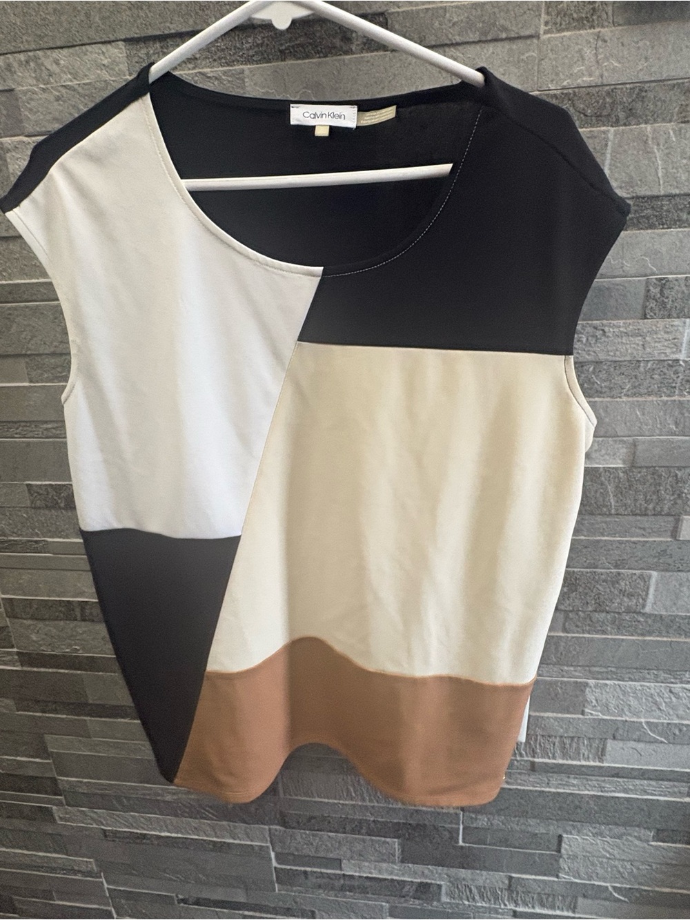 Calvin Klein Black Sleeveless Colorblock Top
